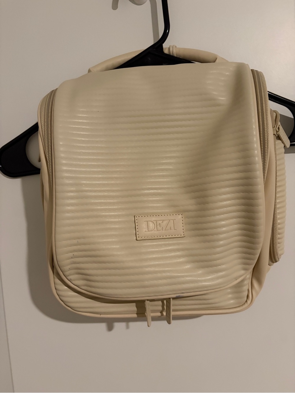 DEZI Cream  travel bag  - Minimal Ribbed Design NEW
